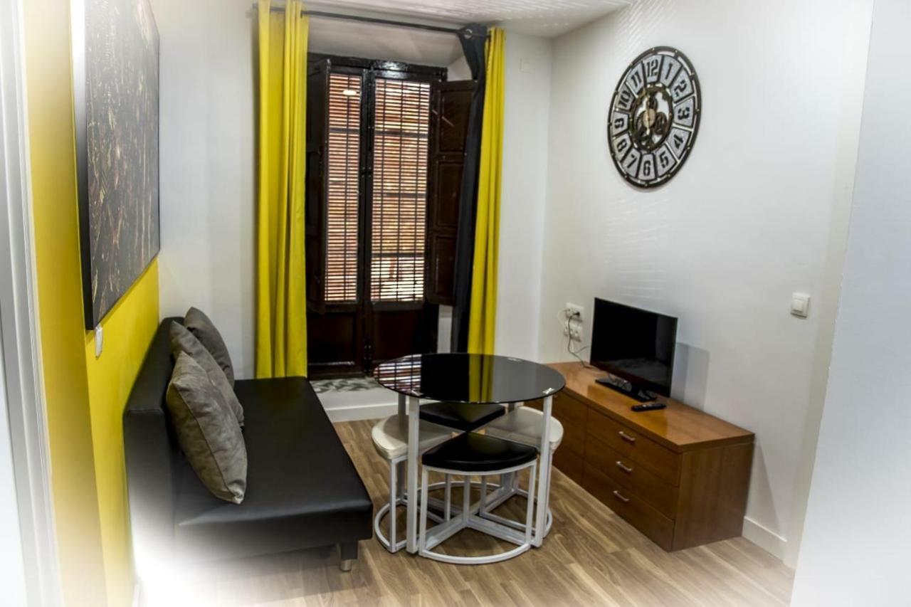 Plaza Del Campo Del Principe Apartment กรานาดา ภายนอก รูปภาพ