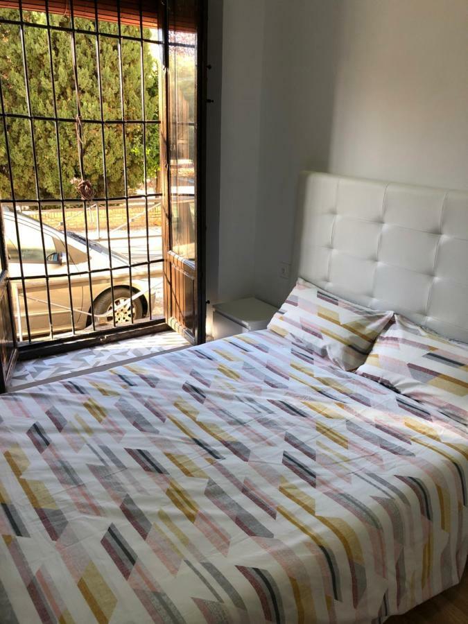 Plaza Del Campo Del Principe Apartment กรานาดา ภายนอก รูปภาพ